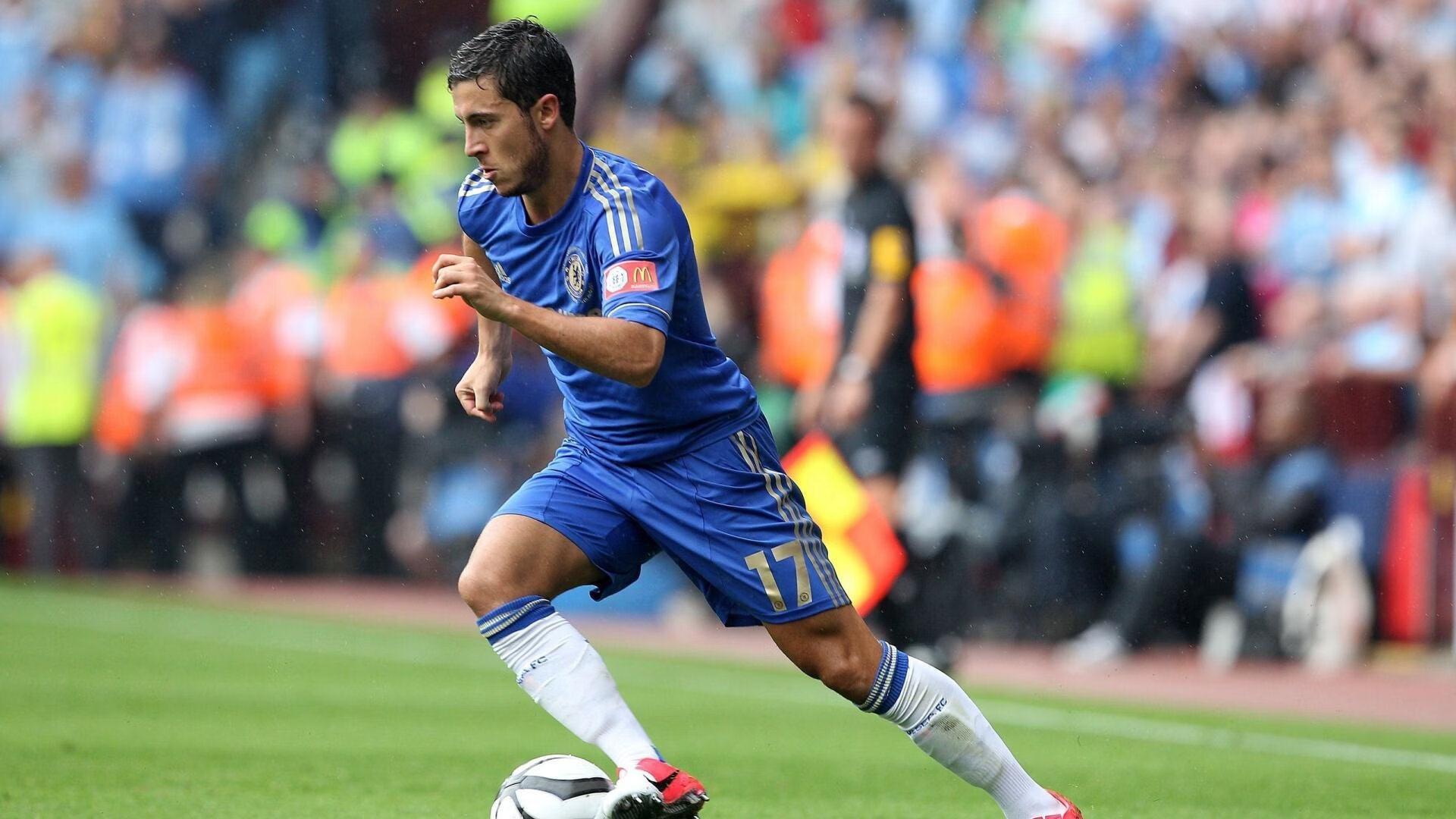 开云体育官网登入-南非羚羊队的快速反击：每一次抢断和反击都如闪电般迅猛，北非大羚羊